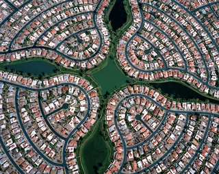 Illustration for article titled Viewing A Suburb From Above Is Geometric
